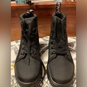 Dr. Martens air wair, size 10 USL, black lace up boots